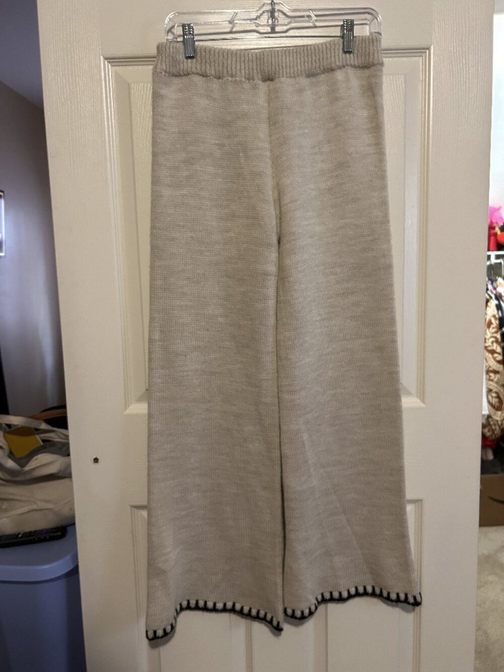 Cream Knit Pants sz Small